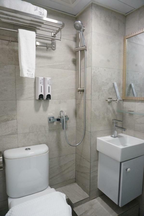 Vve Vve Hotel Hong Kong Bagian luar foto